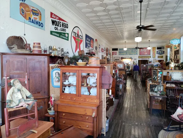 Corner Antiques