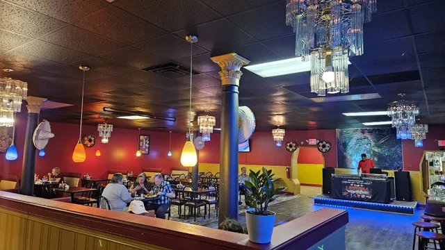 Aztecas Mexican Restaurant Bar & Grill