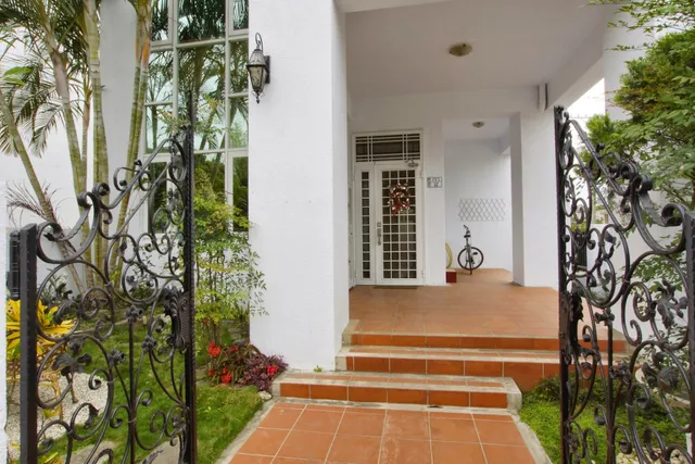 台東車站花格子民宿