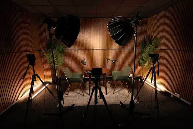 Direct Live Stream Content Creation Studio