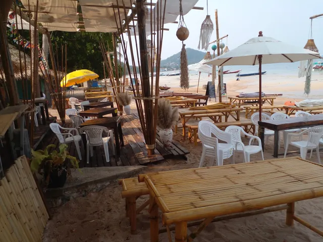 O'chai Bungalows and restaurant