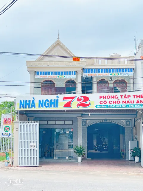 Nhà nghỉ 72