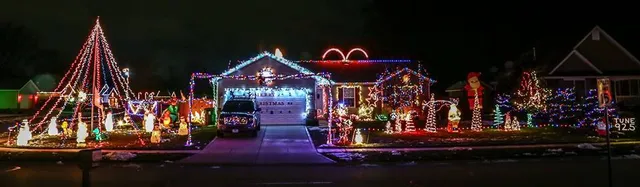 Bozak Family Christmas Light Show