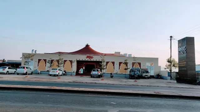 Hotel Shree Leela World Cuisine Veg Restaurant- Best Veg Restaurant