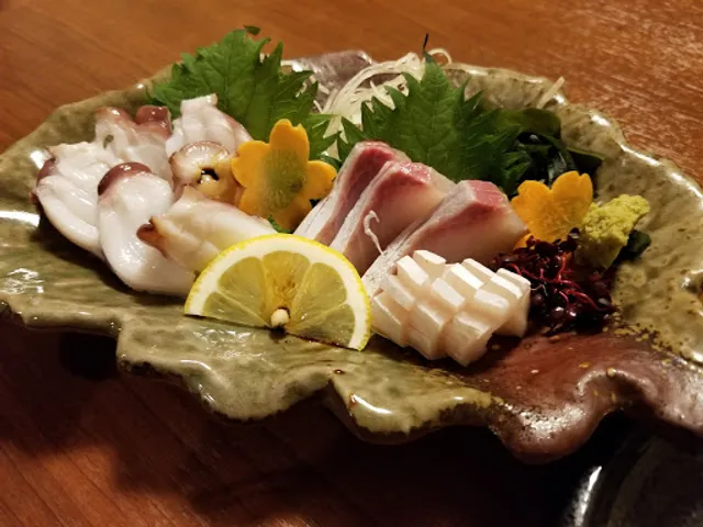 旬菜炉端 うるとらや