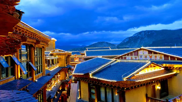 Old Town Hotel Parking