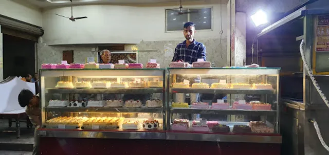 New Himalaya Hotel & Bakers