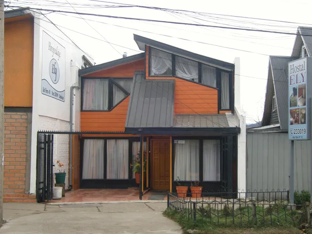 Hostal Ely