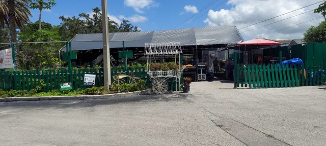 Country Club Produce