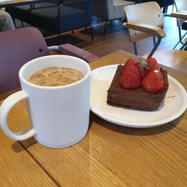 투썸플레이스 울산태화루점