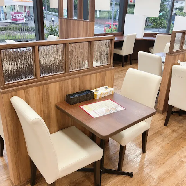 インド＆ネパール料理 ナンハウスシリス