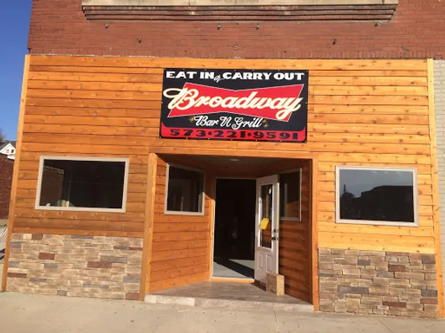 Broadway Bar N Grill