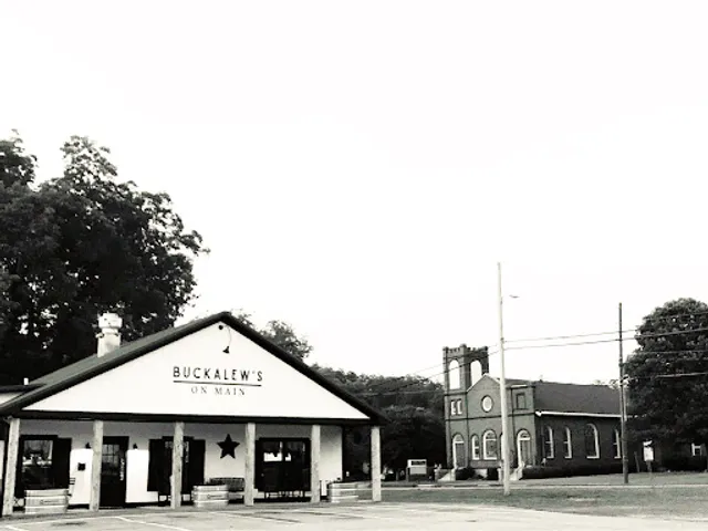 Buckalew's on Main