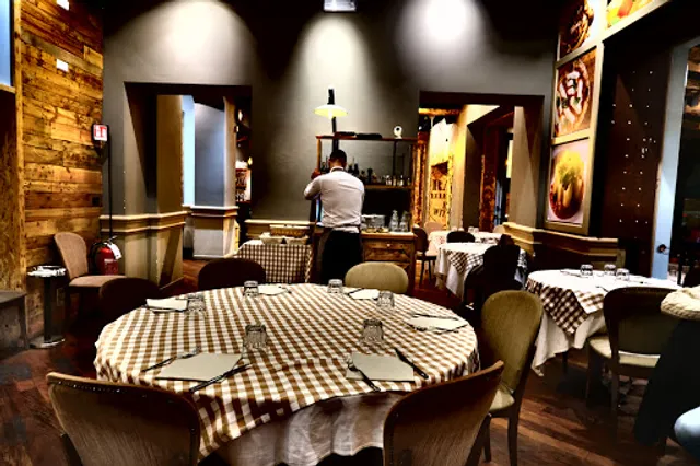 AUuM (Piazzale Susa)