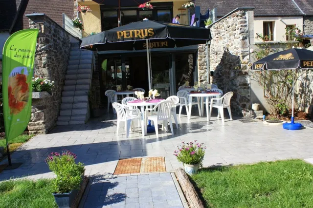 Presqu'île de Chooz : Gîtes, Meublé de tourisme, Chambres d'Hôtes proche Voie verte et du CNPE de Chooz, Ardennes