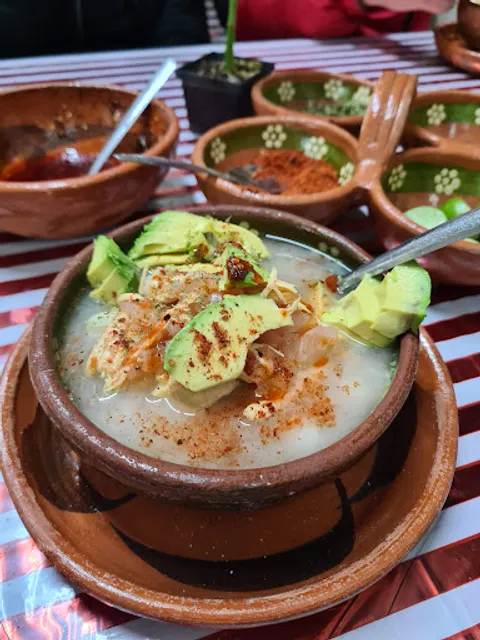 Pozoleria "La Lupita" Auténtica de la Carolina