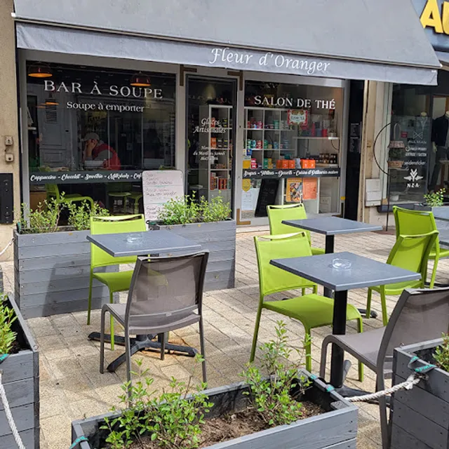 Fleur d'Oranger : Restaurant et salon de thé à Bergerac