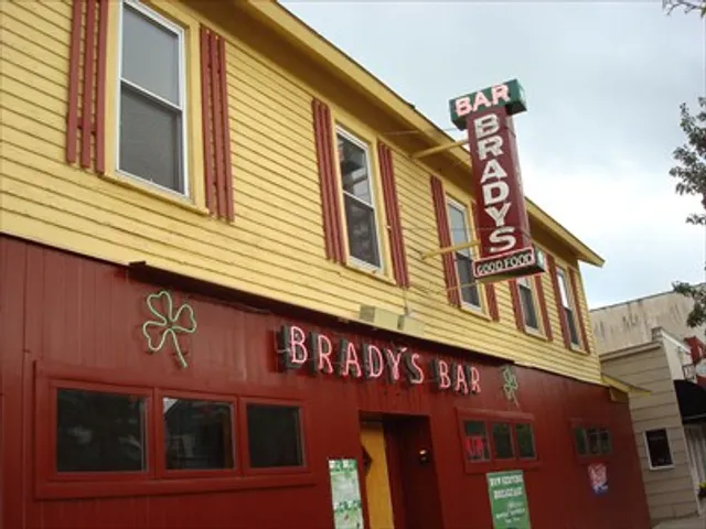 Brady's Bar