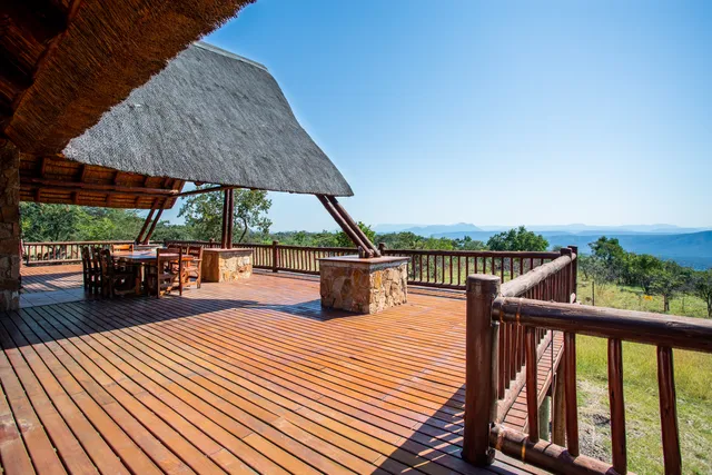 Doorndraai Lodge and Caravan Park