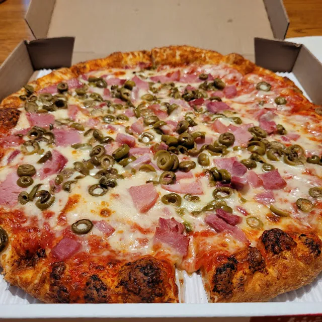 Carlo's Pizza Boat Town