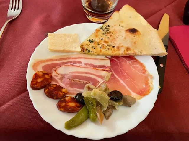 Trattoria-Pizzeria Petrarizzo