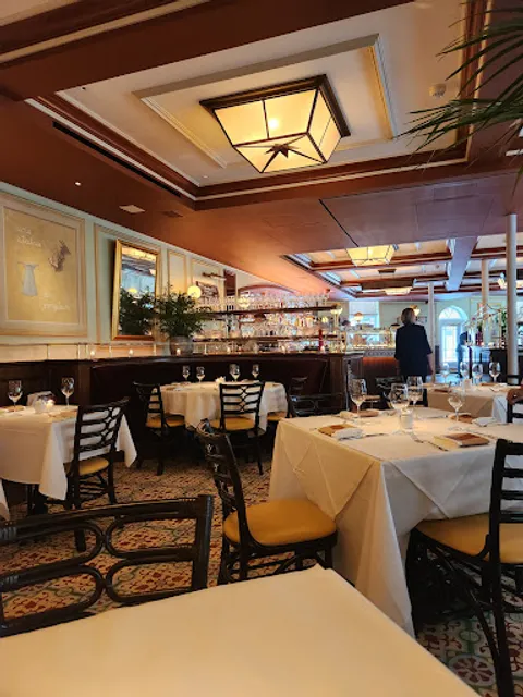 Bouchon Bistro