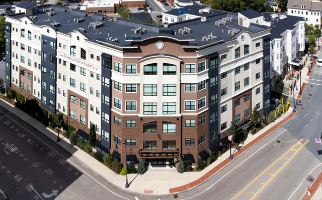 Renaissance Station North