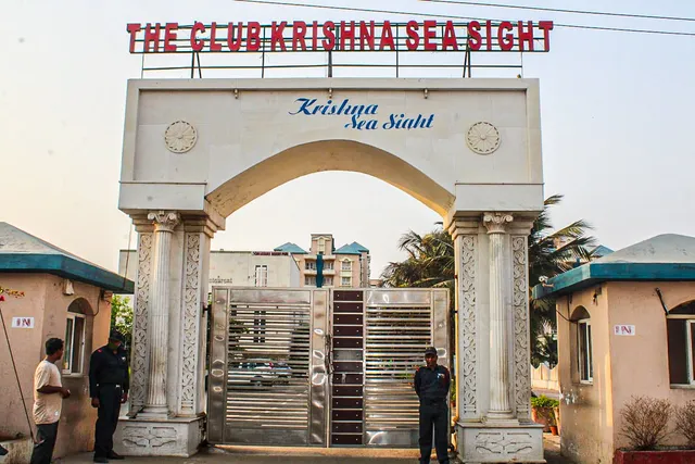 Insignia Beach Serviced Suites & Appartment