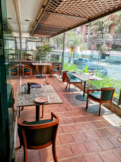 Arno Bistró Café Francais