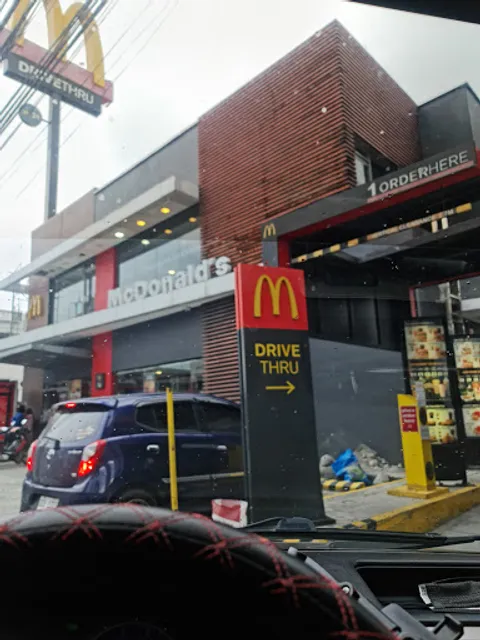 McDonald's San Pablo Plaza