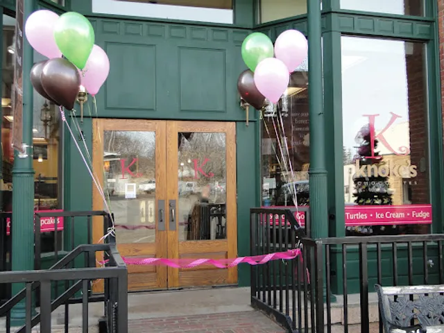 Knoke's Chocolates and Nuts