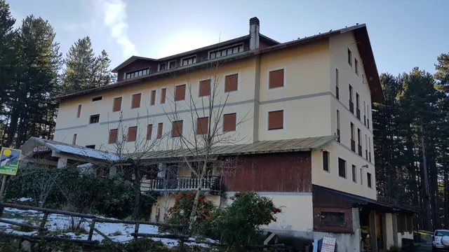 AGRO -TAVERNA ALBERGO CECITA SUL LAGO