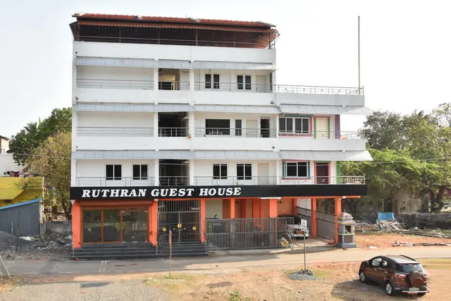 Ruthran Guest house