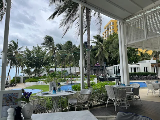 Azure Restaurant & Bar