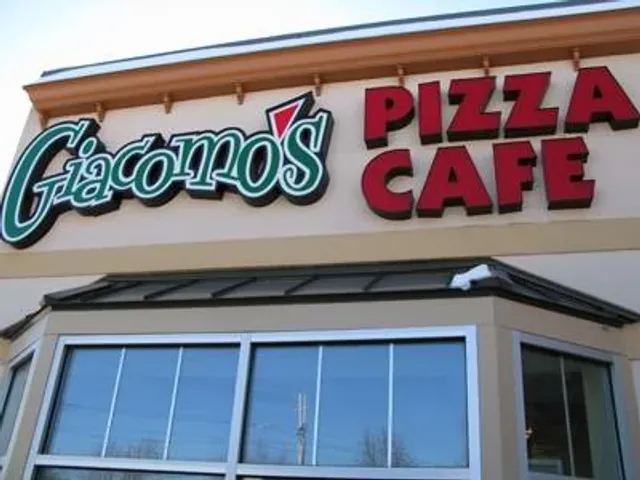 Giacomo's Pizza Cafe