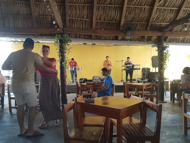 La Palapa de Los Chikos Damian