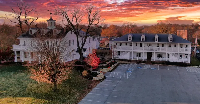 The Inn at Elijah McLean's