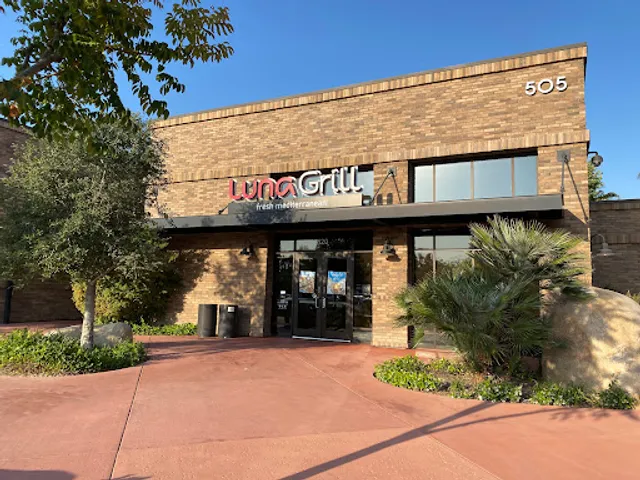 Luna Grill Redlands