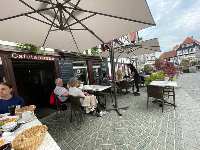 Café 'to small house'