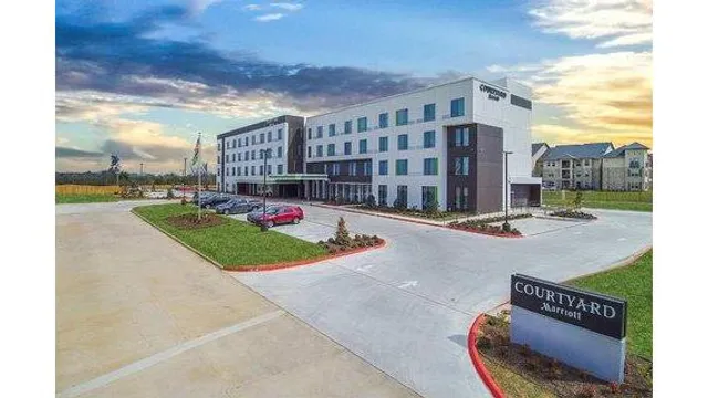 Courtyard by Marriott Longview North