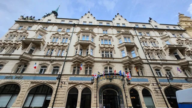 Prague City Center Mikulandska Apartment by easyBNB