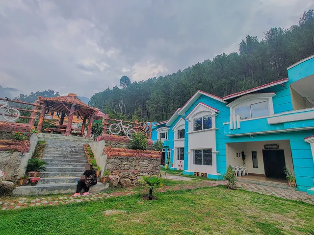 Summer Land Resort and Guest House