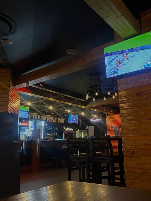 Texan Wing Bar Gold Reef City