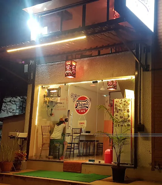 Friend's Corner Café