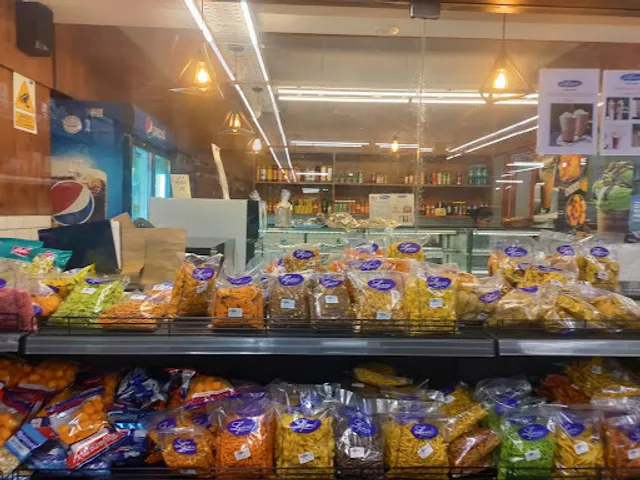 Lynns Multi Cuisine Restaurant