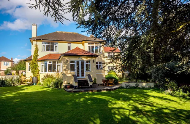 Tresillian House Bed and Breakfast/Guest House