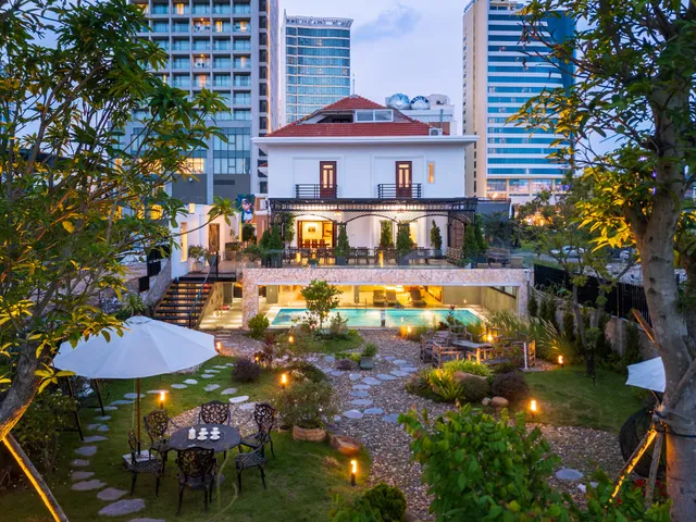 THE MUSE VILLA HẠ LONG - 10 mins walk to beach