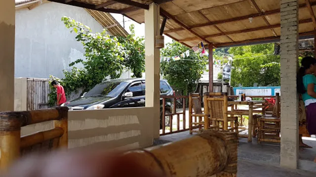 Gerupuk Surf Cafe & Restaurant