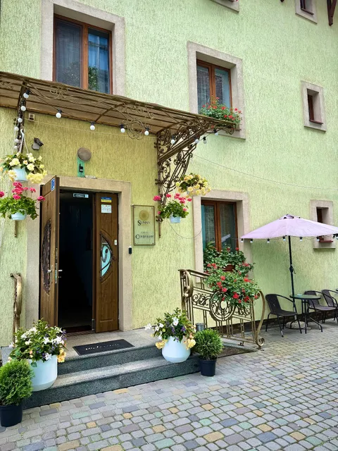 Sunny hotel