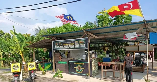 Ramly Burger - Kampung Lombong
